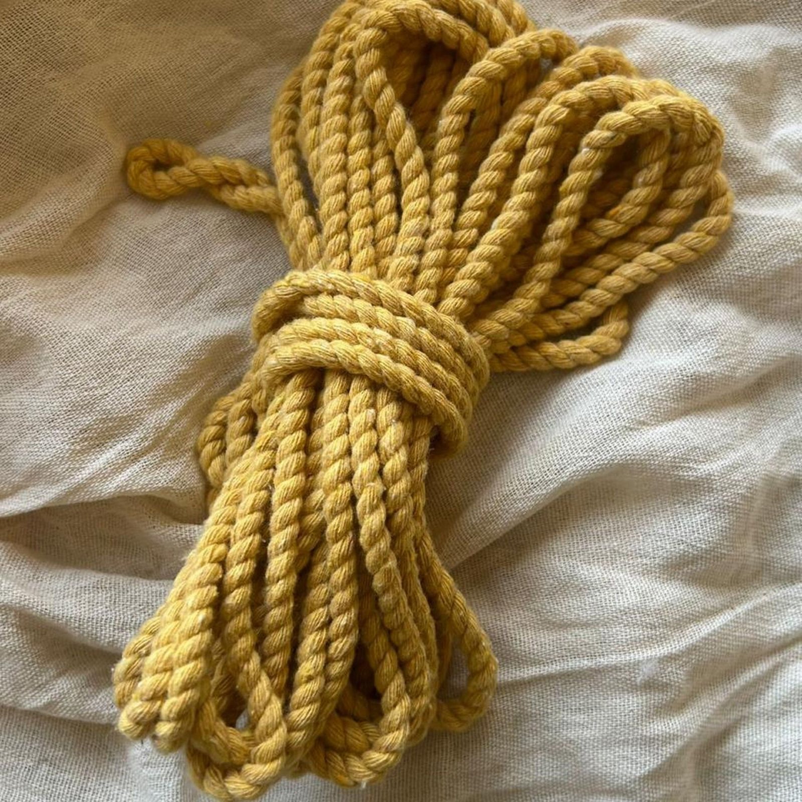 Cuerda de Algodón Fina – Shibari & Bondage - Imagen 7