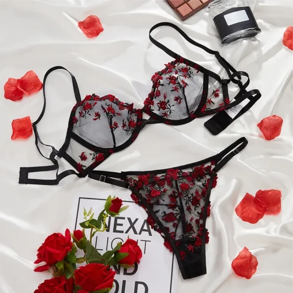 Conjunto Leila – Set Negro con Encaje Rojo Unitalla